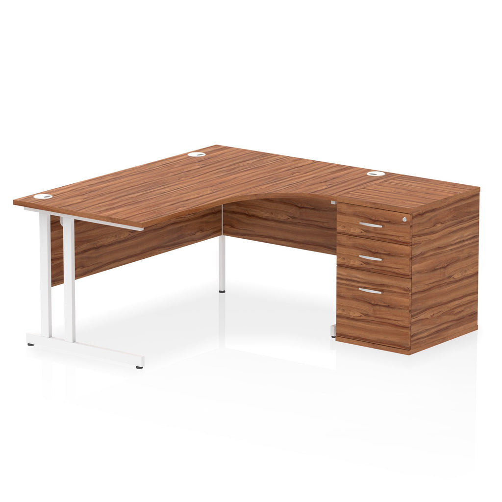 Wood-effect L-shaped desk with metal legs on a white background