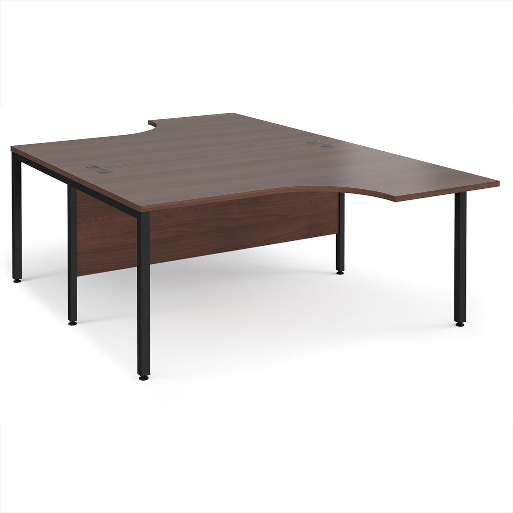 Maestro 25 Back-to-Back Ergonomic Bench Desk System
