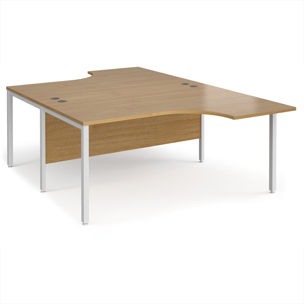 Maestro 25 Back-to-Back Ergonomic Bench Desk System
